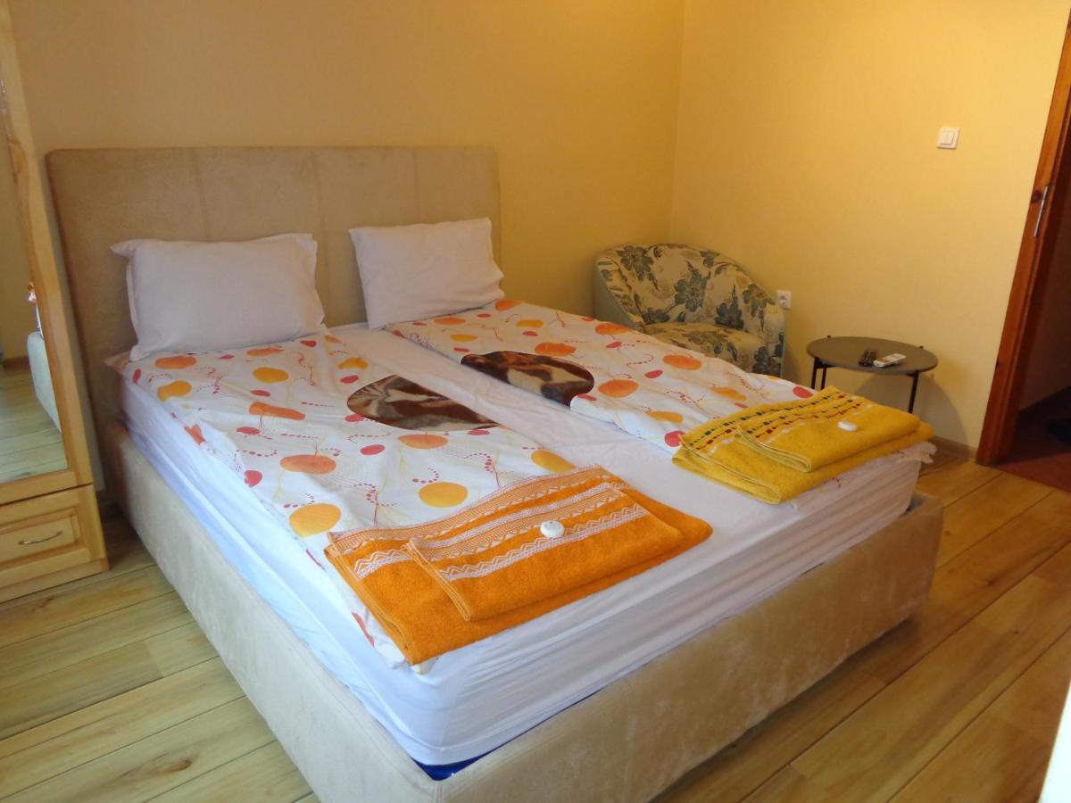 Apartment Moni 2